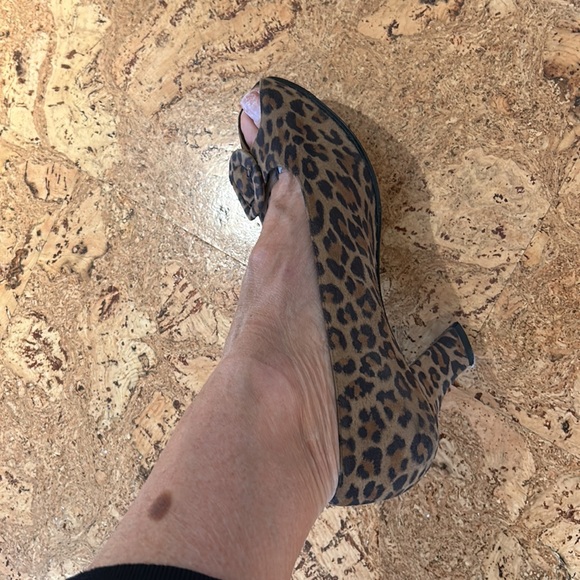 Thierry Rabotin leopard spot heels - Picture 4 of 8